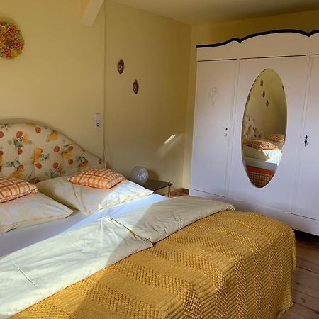 Vierseitenhof Hasenfelde - Ferienwohnung Feldblick Steinhofel 외부 사진